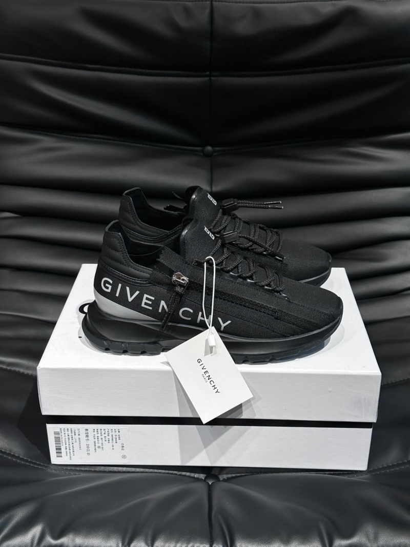 Givenchy Sneakers